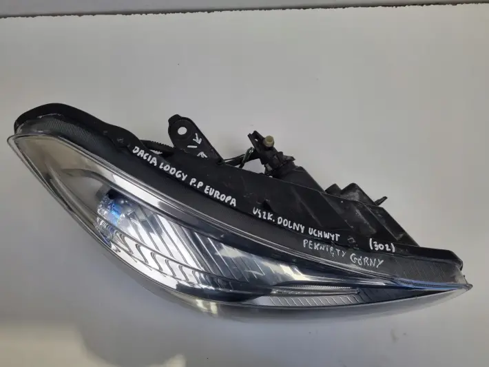 Dacia Lodgy 12-22r PRZEDNIA LAMPA PRAWA PRAWY PRZÓD 260102414R