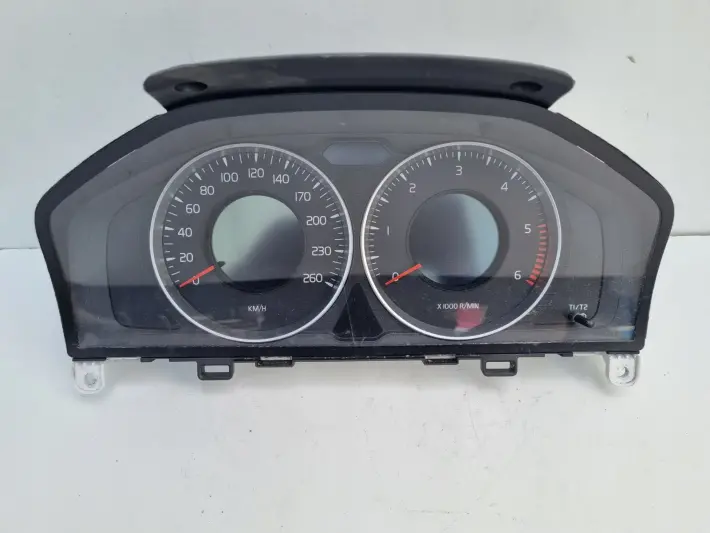 Volvo XC60 I V60 I S60 II 2.4 D5 LICZNIK ZEGARY Europa 31327581AA diesel