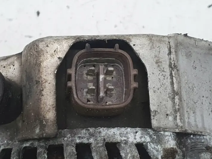 Daihatsu Sirion 1.0 VVTi ALTERNATOR 27060-B1080