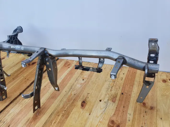 BMW F01 F02 STELAŻ DESKI ROZDZIELCZEJ Wspornik