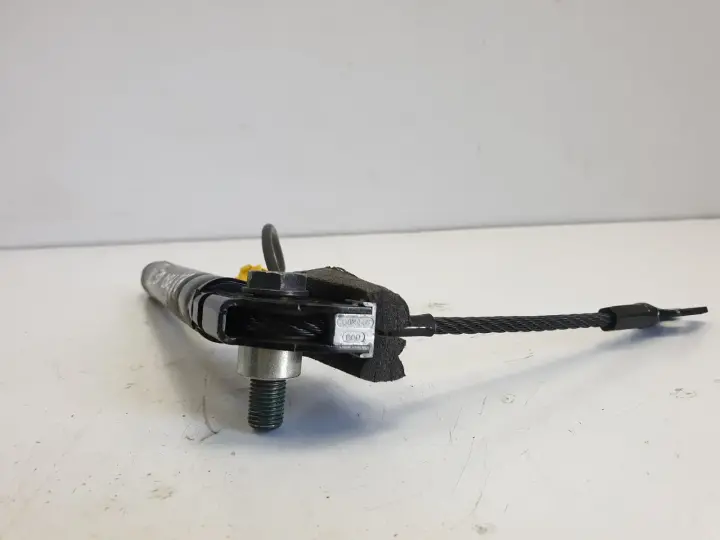 Ford Ka II LEWY PRZEDNI NAPINACZ PASA 34022870A