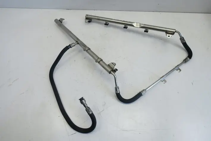 BMW E60 M5 5.0 V10 LISTWA WTRYSKOWA paliwa 7834120