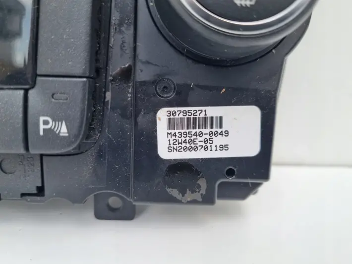 Volvo S60 II V60 I PANEL KLIMATYZACJI Nawiewu radia 30795271