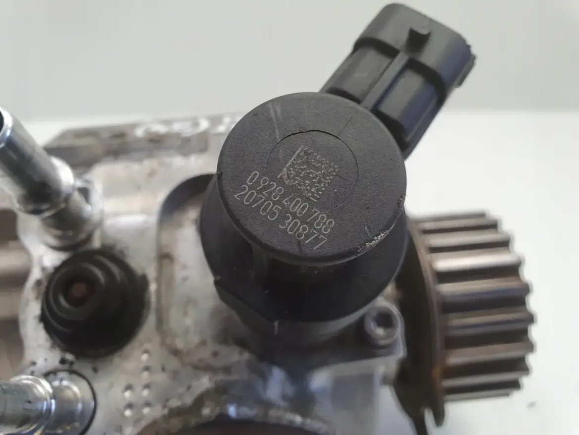 Peugeot Partner III 1.6 E-HDI HDI POMPA WTRYSKOWA 0445010516