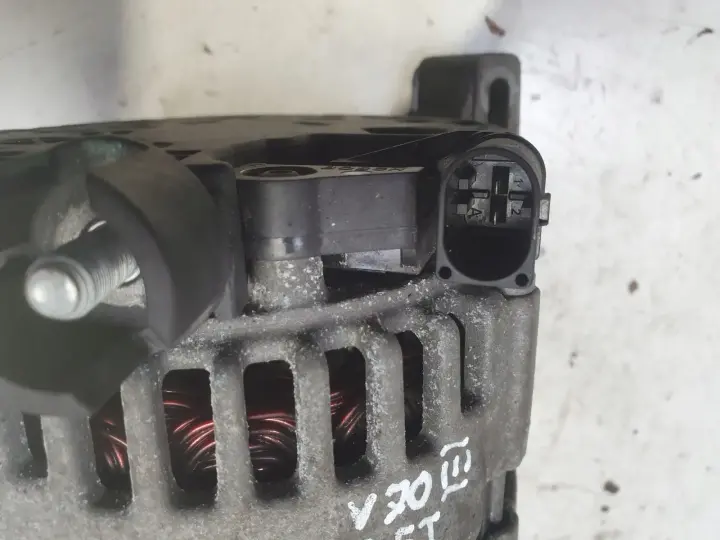 Volvo V70 III S80 II 2.5 T turbo ALTERNATOR 0121715008 180A