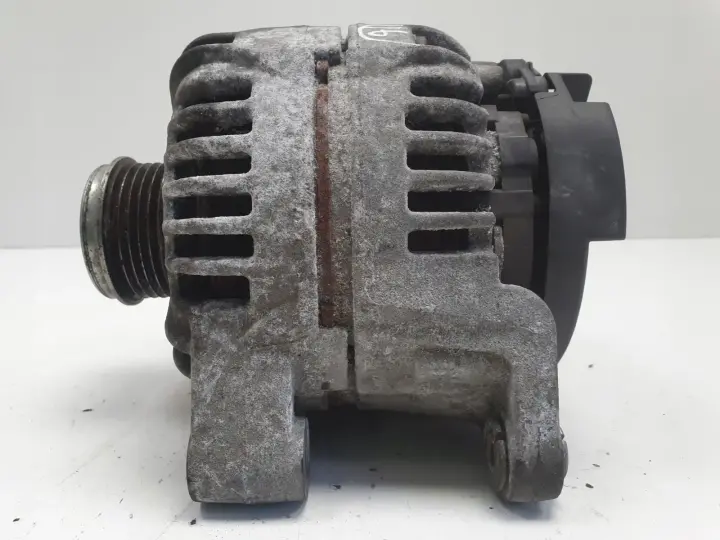 Opel Corsa D 1.2 1.4 16V ALTERNATOR