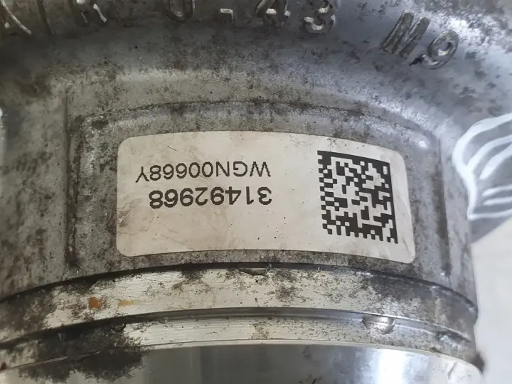 Volvo V60 S60 II 2.0 D3 TURBOSPRĘŻARKA turbo 31492968