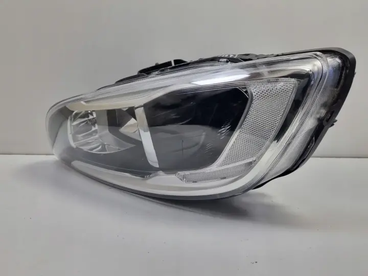 Volvo S60 II V60 LIFT PRZEDNIA LAMPA LEWA lewy przód XENON skrętna 31420261