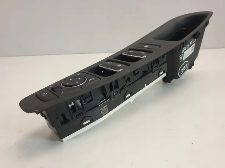 Santa Fe IV PANEL STEROWANIA SZYBAMI 82730-S1000