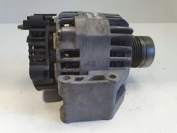 Fiat Doblo II 1.3 M-JET ALTERNATOR DENSO