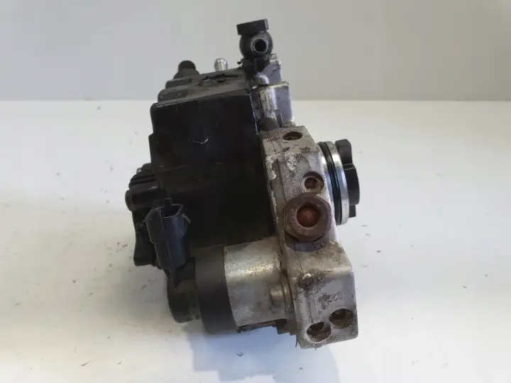 Honda Civic VIII 2.2 iCTDI POMPA WTRYSKOWA paliwa 0445010141