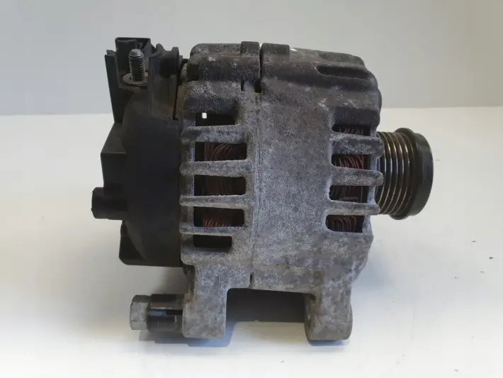 Ford Focus III MK3 2.0 TDCI ALTERNATOR AG9T-10300-AA