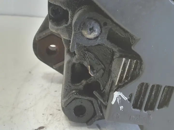 Volvo XC60 2.0 D4 ALTERNATOR bosch 30659580