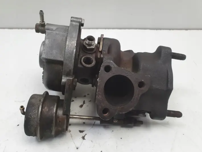 Audi A4 B7 1.8 T TURBOSPRĘŻARKA turbo 058145703J