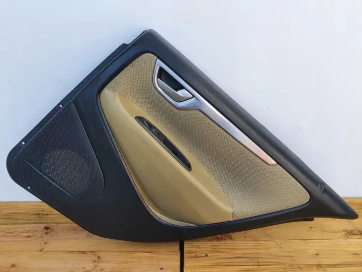 Volvo S60 TYLNY TYLNI BOCZEK DRZWI PRAWY TYŁ euro
