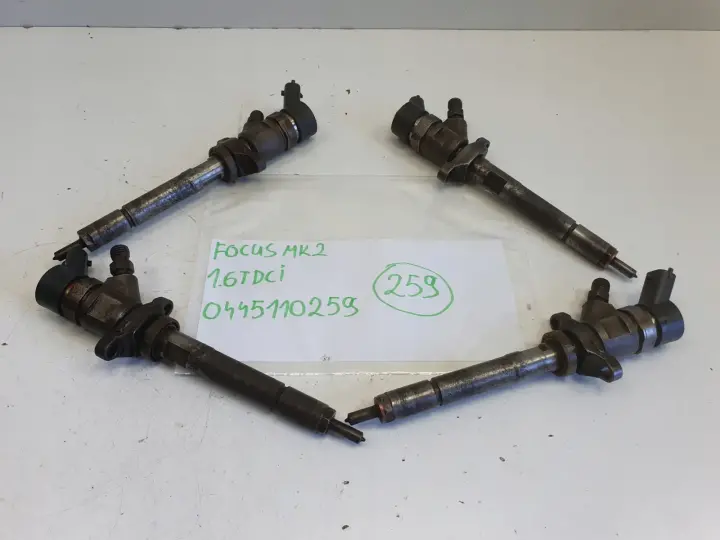 Ford Focus MK2 II 1.6 TDCI WTRYSKIWACZ wtrysk 0445110259