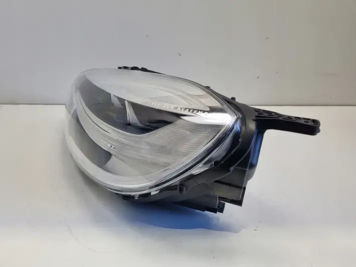 Volvo V40 II XC40 LIFT PRZEDNIA LAMPA LEWA lewy przód FULL LED 31420443