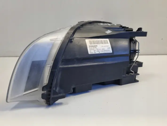 Volvo S80 II V70 III 06-16r PRZEDNIA LAMPA PRAWA PRAWY PRZÓD xenon 31214348