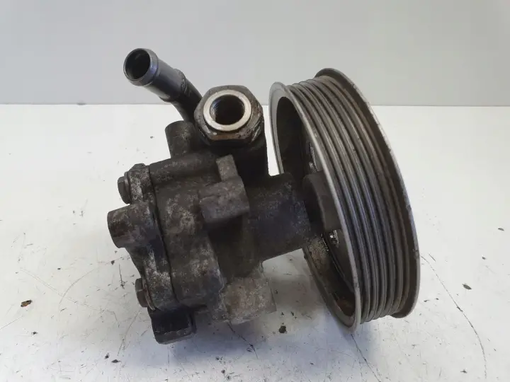 Audi A4 B6 2.0 20V POMPA WSPOMAGANIA 8E0145153H