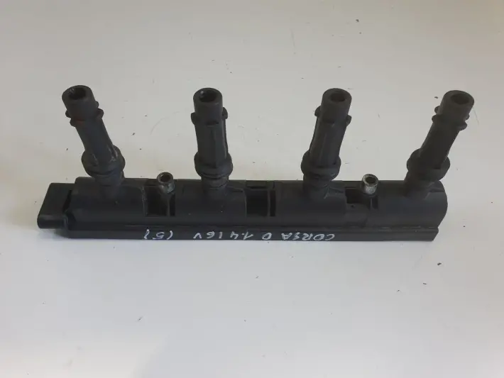 Opel Corsa D 1.4 16V CEWKA ZAPŁONOWA A14XER