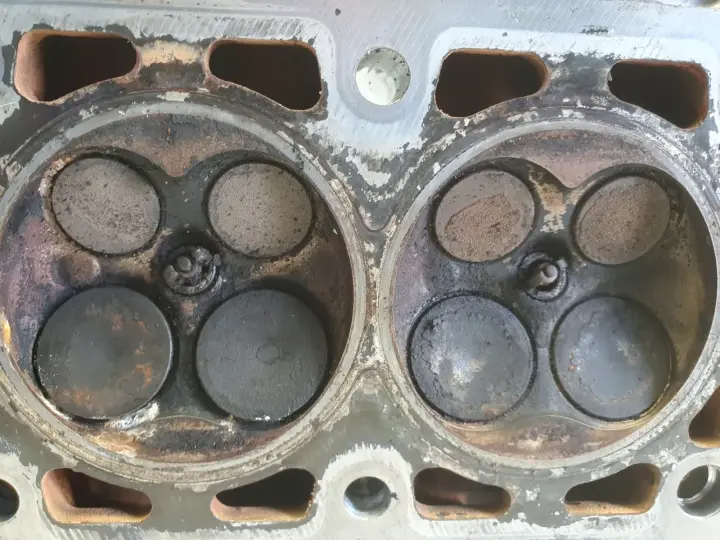 Mini Cooper R50 R53 1.6 16V GŁOWICA CYLINDRÓW 04777751AB