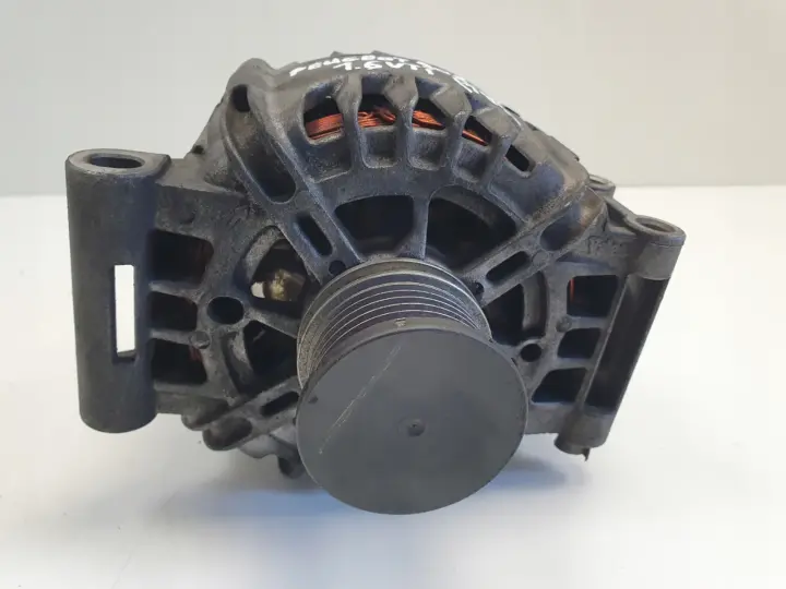 Peugeot 308 1.6 VTI ALTERNATOR valeo V757651380