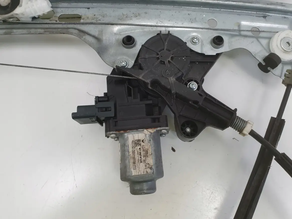 Renault Megane IV PODNOŚNIK SZYBY lewy przód KIEROWCY mechanizm Eu
