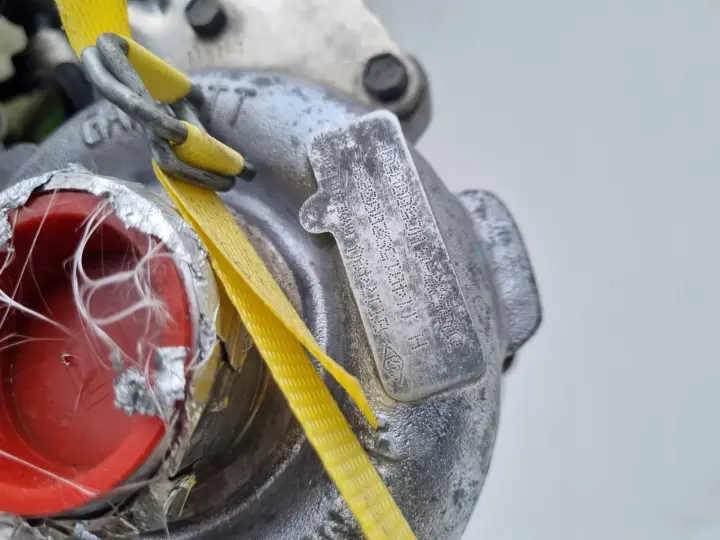 SILNIK KOMPLET Opel Vivaro 1.9 CDTI DCI tylko 82tyś igiełka F9Q760