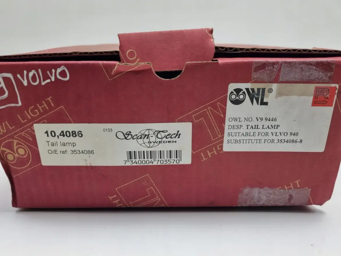 Volvo 940 960 91-98r TYLNIA TYLNA LAMPA PRAWA prawy tył NOWA