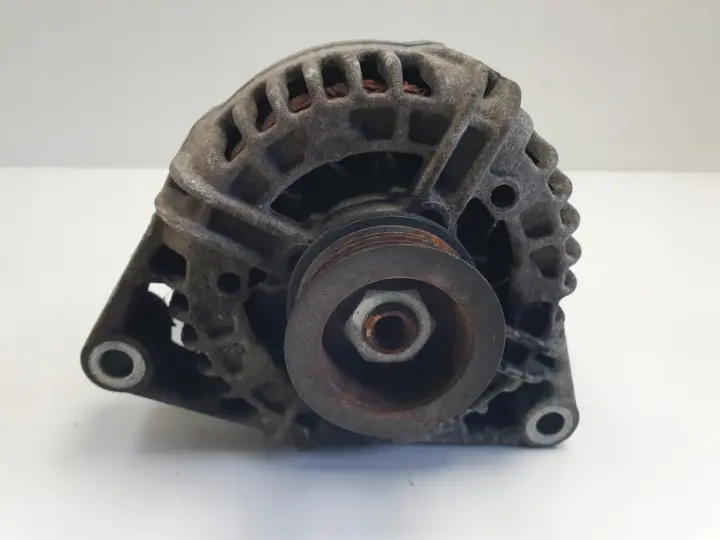 Opel Corsa C 1.4 16V ALTERNATOR 0124425021 ZK 100A bosch 55556068