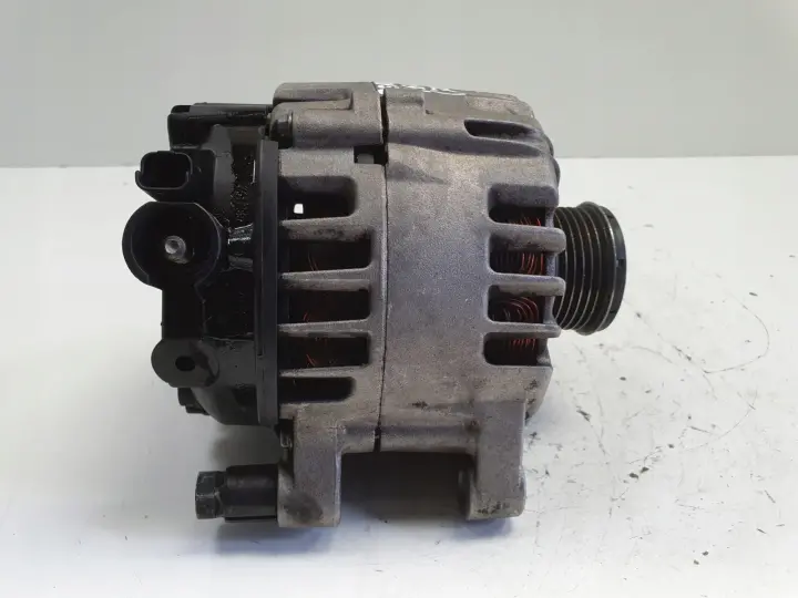 Peugeot Partner II 1.6 HDI ALTERNATOR VALEO
