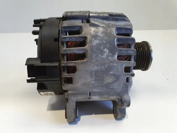 Seat Leon III 1.6 TDI ALTERNATOR 03L903023L