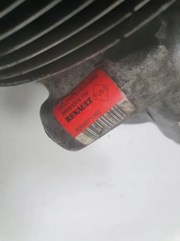 Volvo S40 V40 1.9 DCI POMPA WSPOMAGANIA 8200071050