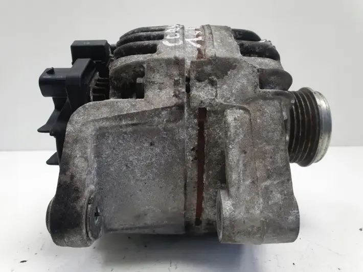 Opel Corsa D 1.2 1.4 16V ALTERNATOR
