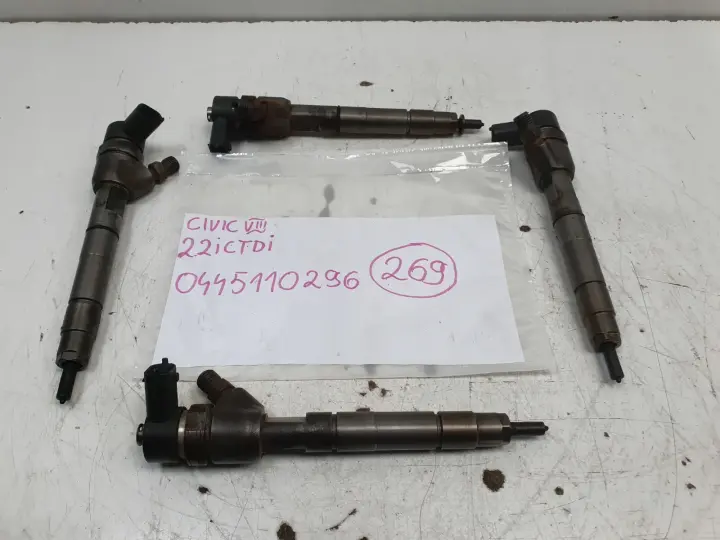 Honda Civic VIII 2.2 iCTDI WTRYSKIWACZ wtrysk 0445110296