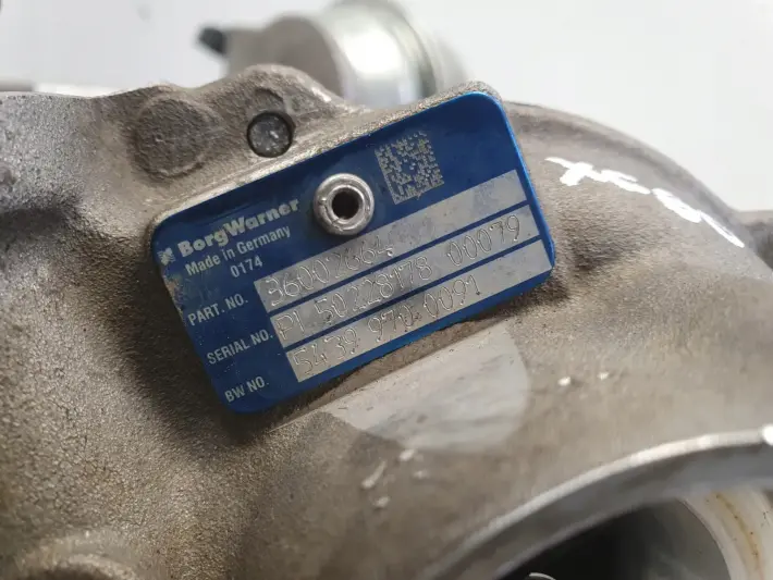 Volvo V60 XC60 S80 II 2.4 D5 TURBOSPRĘŻARKA turbo 36002664 D5244T16