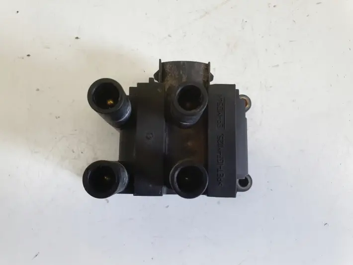Ford Mondeo MK3 2.0 16V CEWKA ZAPŁONOWA DMB805