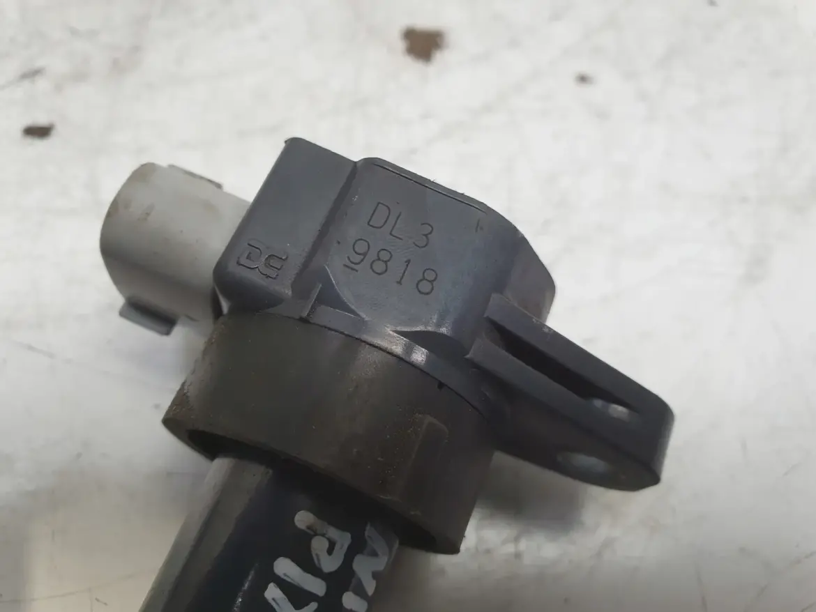Nissan Pixo 1.0 12V CEWKA ZAPŁONOWA DL3 9818