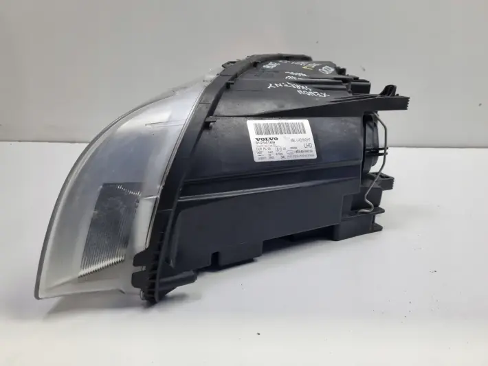 Volvo S80 II V70 III 06-16r PRZEDNIA LAMPA PRAWA PRAWY PRZÓD skręt 31214169