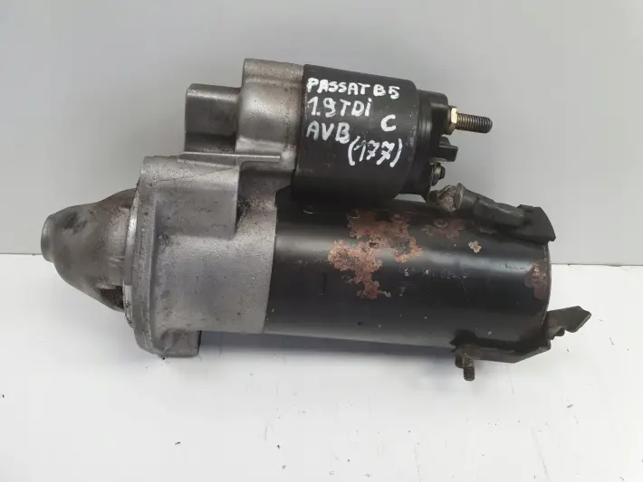 VW Passat B5 1.9 TDI ROZRUSZNIK bosch 068911024F