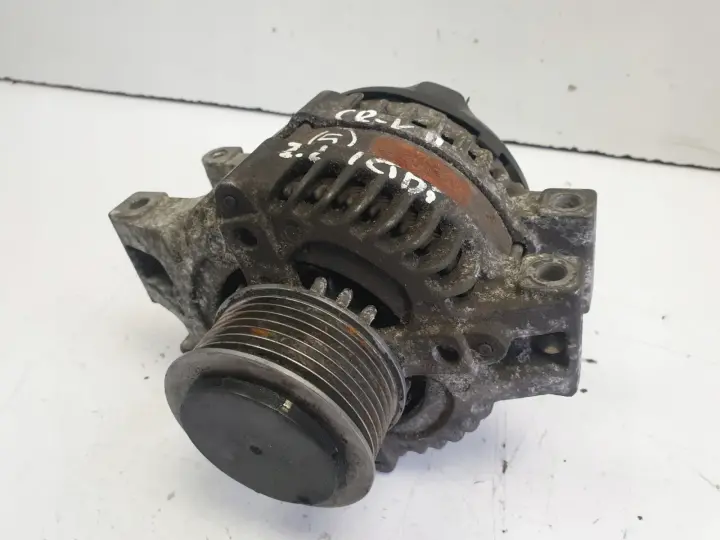 Honda CR-V II 2.2 ICDTI ALTERNATOR oryginał