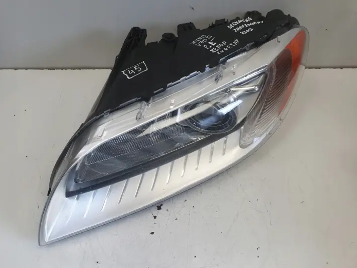Volvo S80 II V70 III PRZEDNIA LAMPA LEWA LEWY PRZÓD XENON SKRĘTNY 31283915
