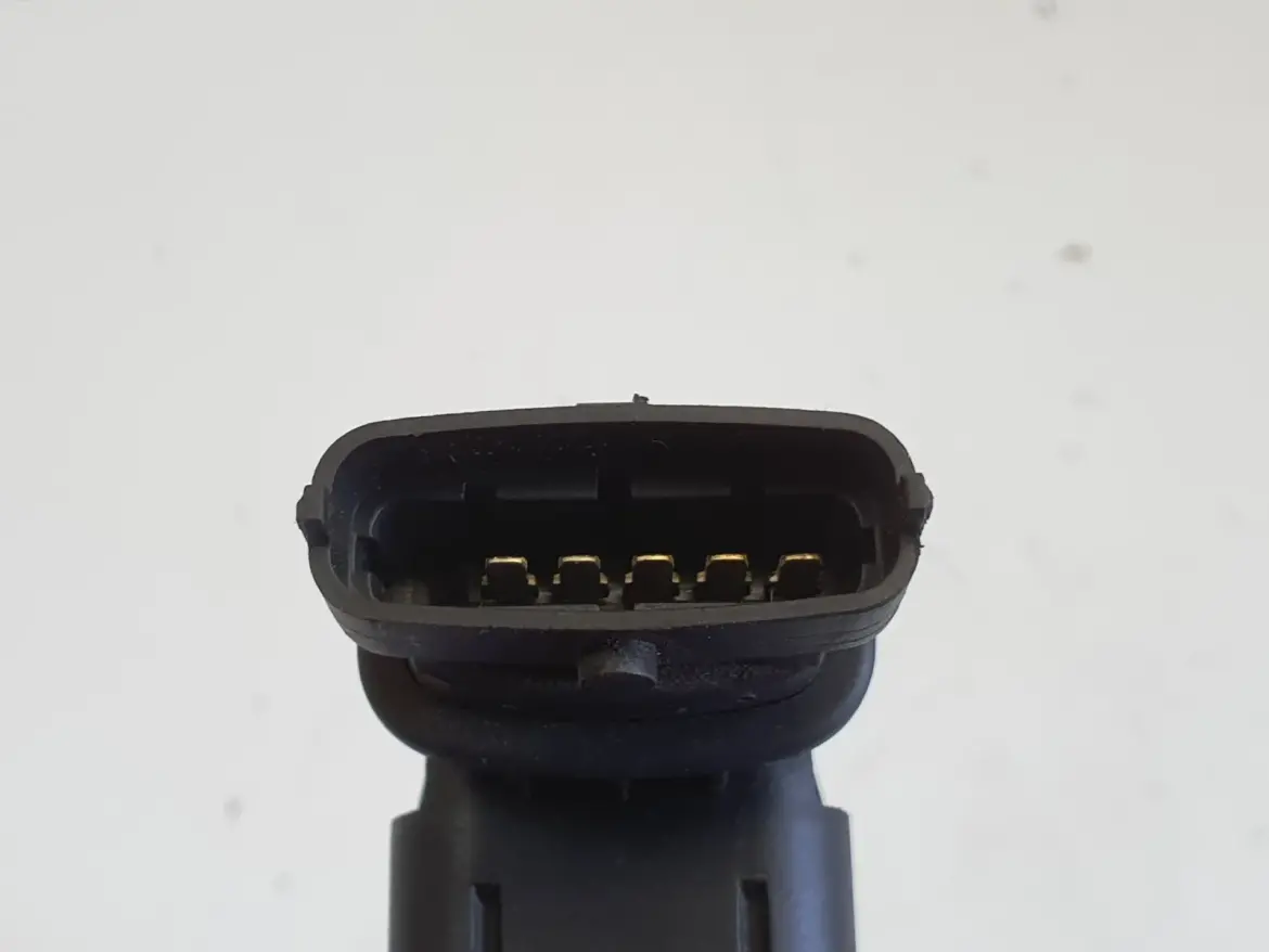 Opel Corsa B 1.0 12V CEWKA ZAPŁONOWA 0221503014