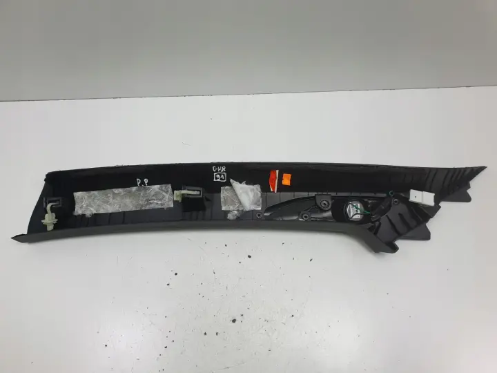 Toyota C-HR CHR OSŁONA MASKOWNICA SŁUPKA prawy przód 62210-F4020 JBL