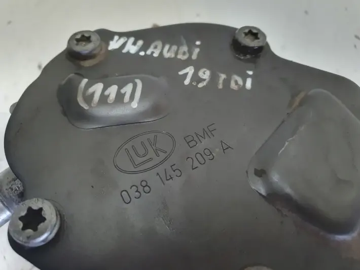Audi A6 C5 VW Passat B5 1.9 TDI POMPA VACUM wakum 038145209A