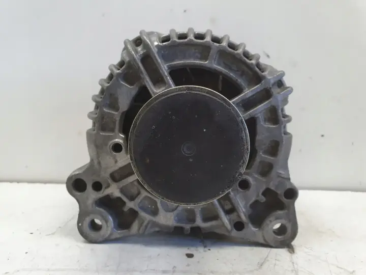 Vw Golf V Jetta Audi A3 1.9 TDI ALTERNATOR VALEO 06F903023F 140A