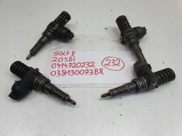 VW Golf V 2.0 SDI POMPOWTRYSKIWACZ wtrysk 038130073BR