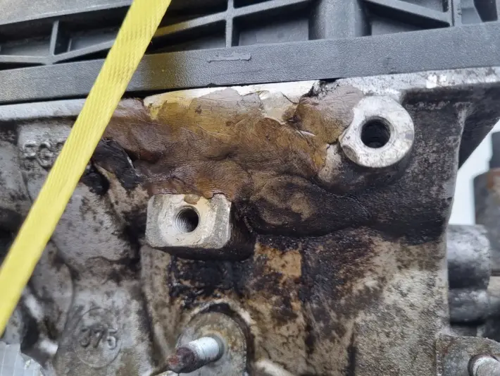 SILNIK KOMPLET Opel Astra III H 1.6 16V klejona głowica Z16XEP