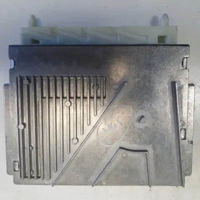 Volvo V70 XC70 2.4 D5 KOMPUTER SKRZYNI sterownik P09480761 1T0202A0