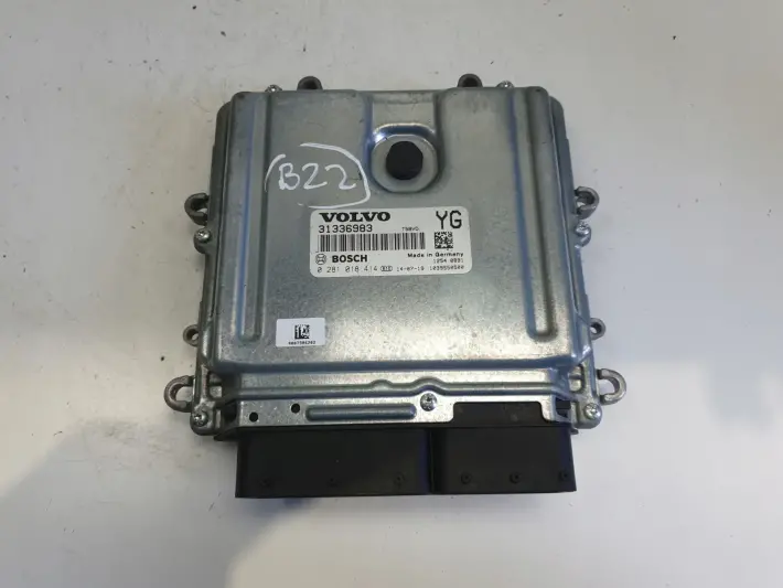Volvo V40 II 2.0 D3 STEROWNIK SILNIKA komputer 31336983 0281018414